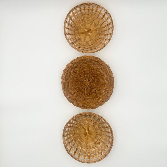 Set Of 3 Handwoven Wicker Baskets With Unique Patterns - Bread Baskets Or Wall - Picture 1 of 13